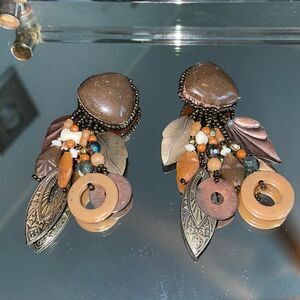 Tribal look brown & copper multiple drop pendants clip on earrings‎
